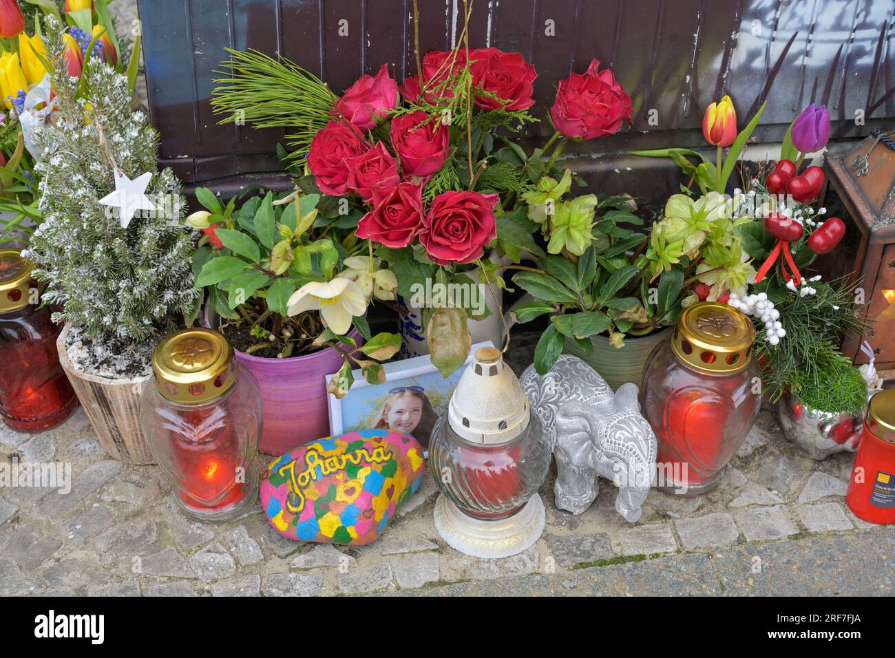 Gedenken für getötete Fußgängerin Johanna Hahn, Kantstraße /Windscheidstraße, Charlottenburg, Berlin, Deutschland Stock Photo