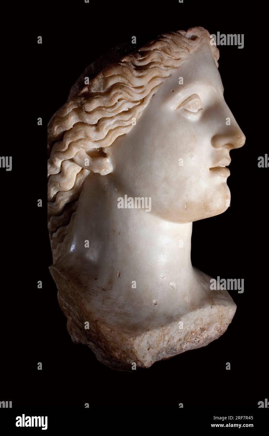 Tete de la deesse Junon - Sculpture de marbre blanc, epoque romaine, Banasa (Maroc) - Musee d'archeologie de Rabat, Maroc Stock Photo
