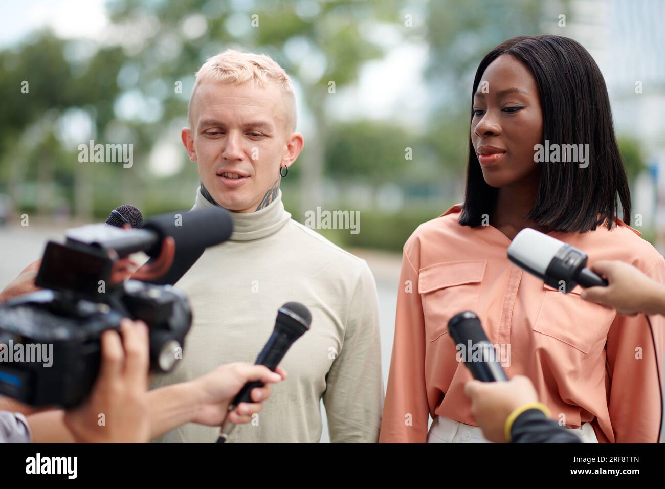 Famous journalist and newscaster hi-res stock photography and images