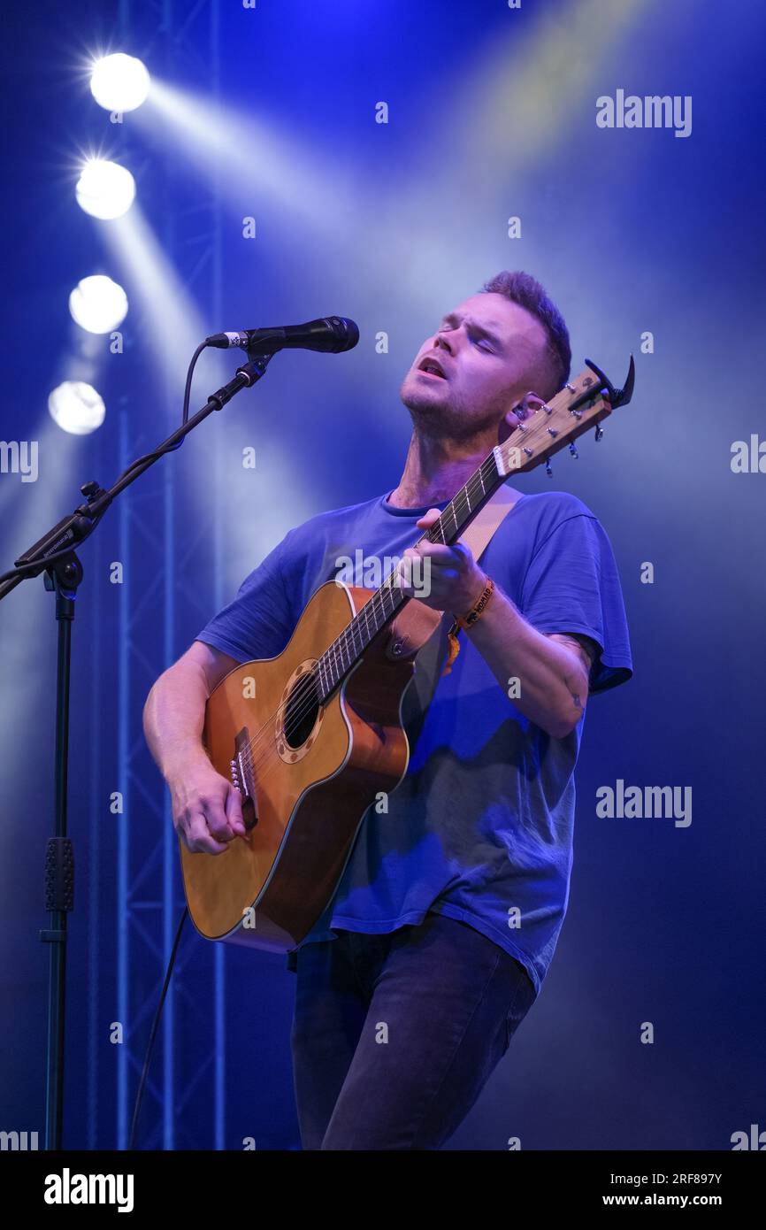 Sam Kelly Waterloo Folk singer, Sam Kelly performing at Womad, Charlton Park, UK. July 27 ...