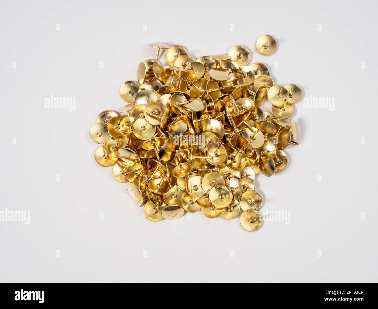 Gold thumbtacks hi-res stock photography and images - Alamy