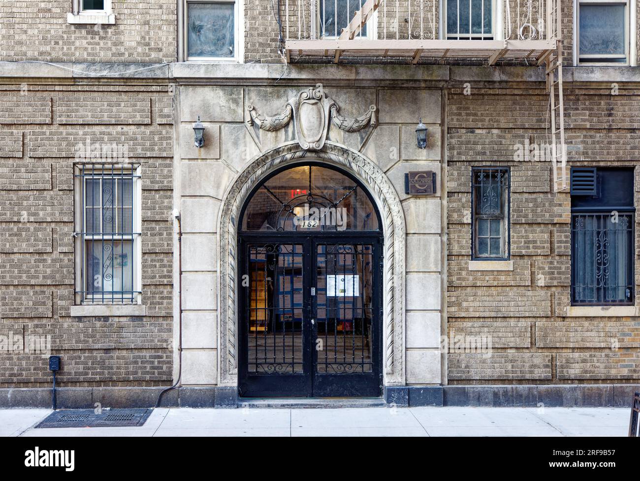West Village 162 West 13th Street is a centuryold sixstory brick and