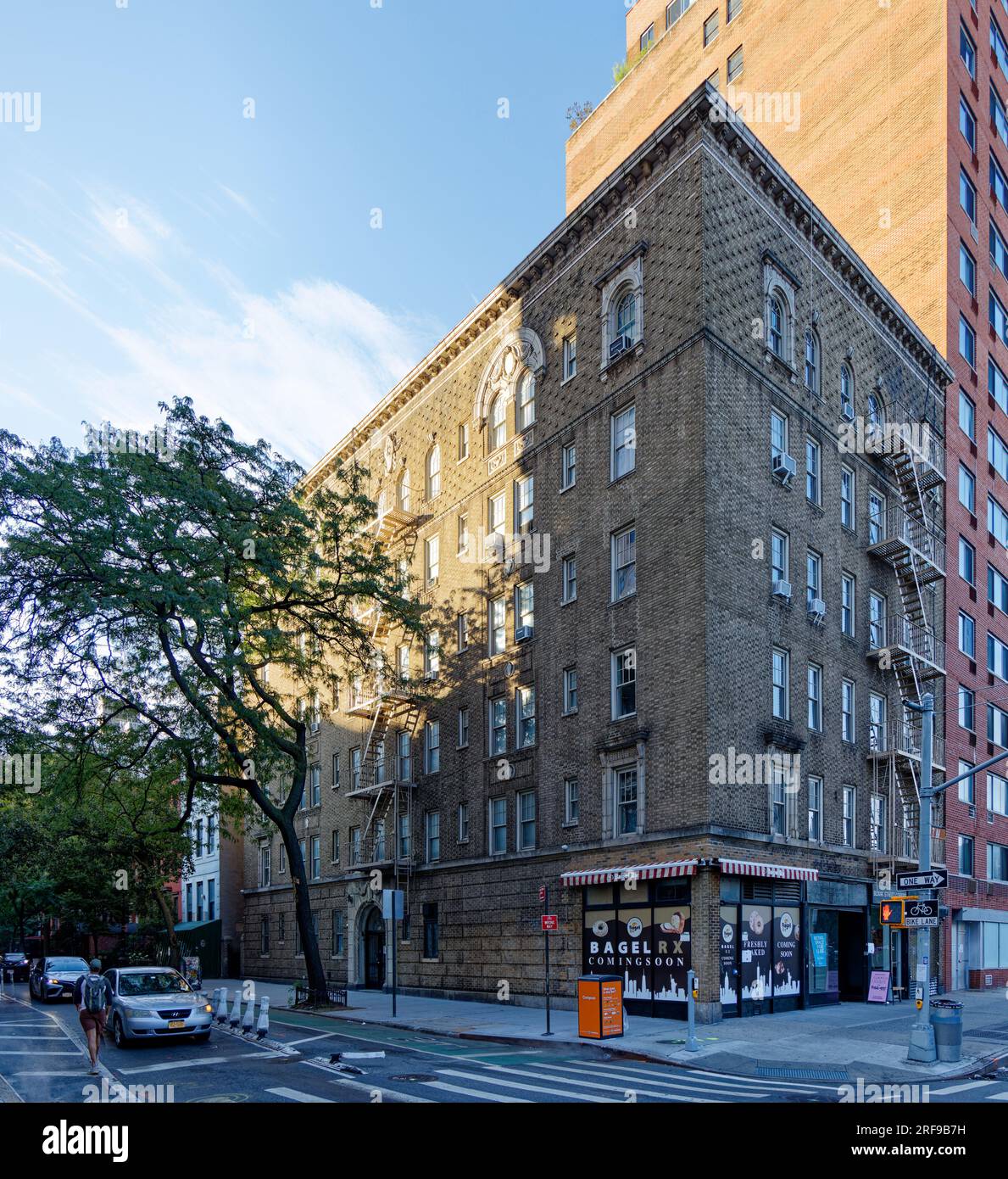 West Village 162 West 13th Street is a centuryold sixstory brick and