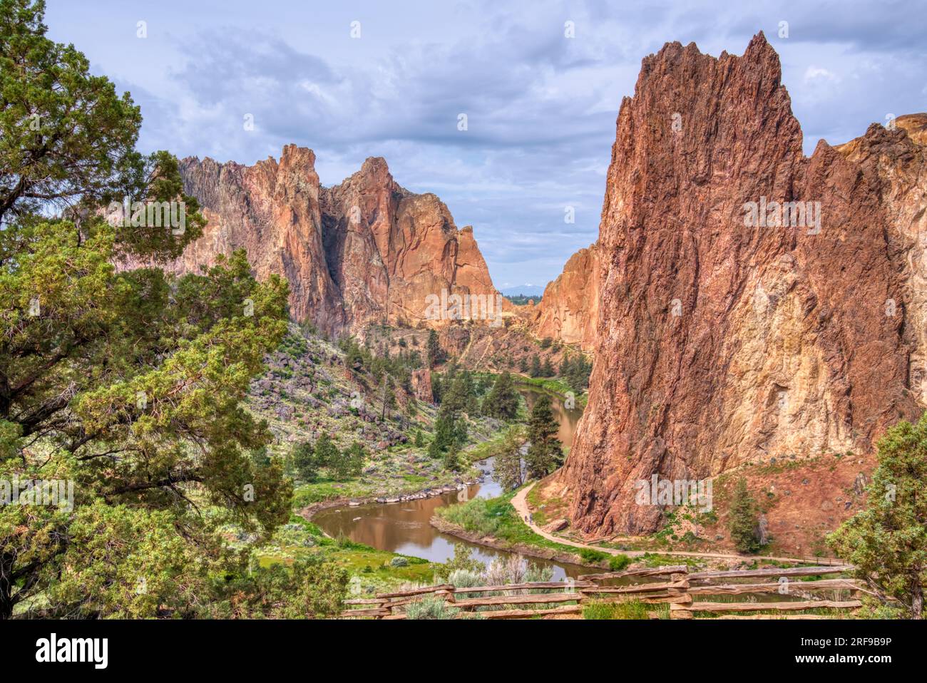 Amazing rock formations at Smith Rock State Park near Redmond, Oregon Stock Photo