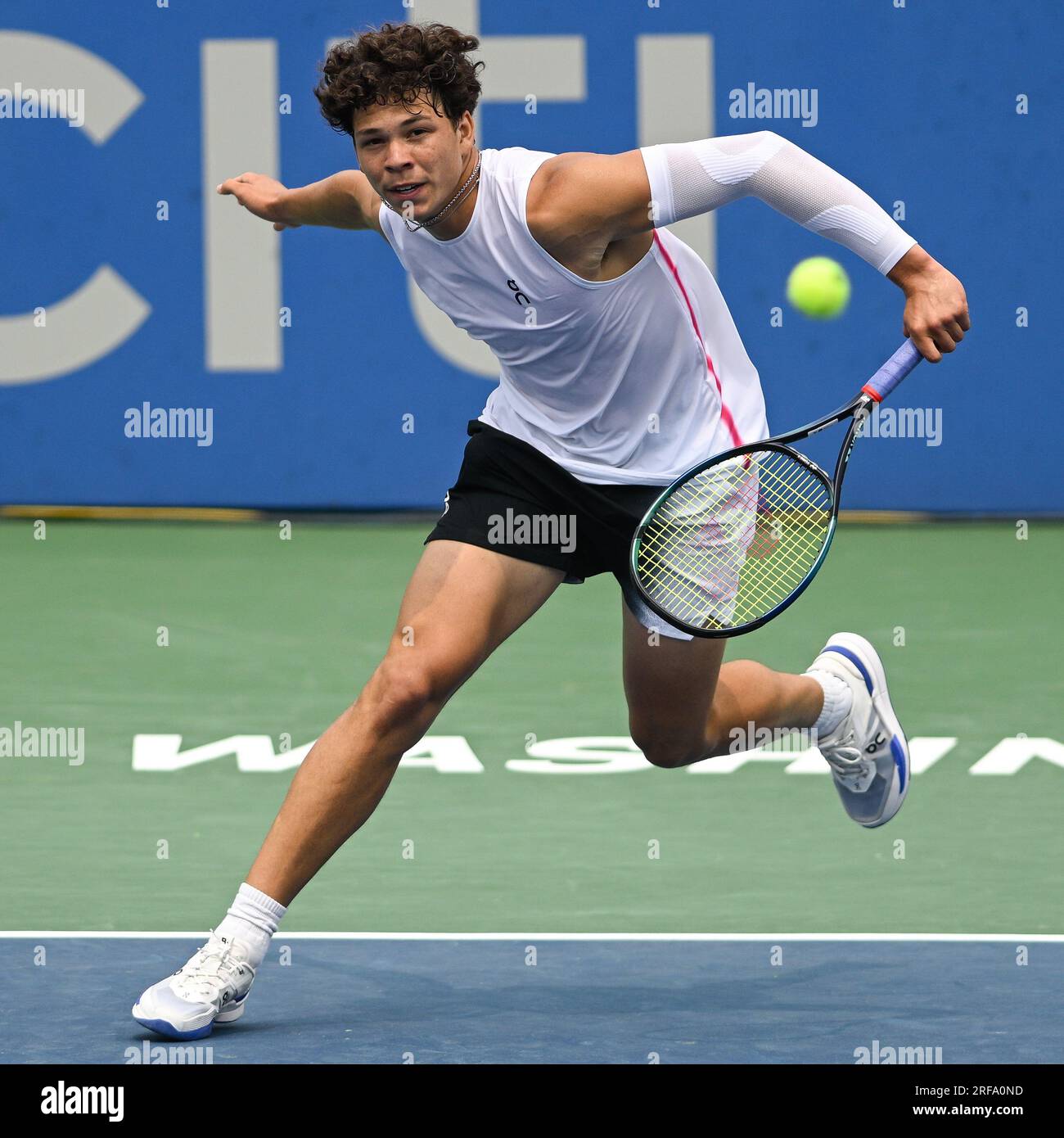 August 1, 2023, Washington, District of Columbia, USA: BEN SHELTON hits a slice during Mubadala Citi Open at the Rock Creek Tennis Center. (Credit Image: © Kyle Gustafson/ZUMA Press Wire) EDITORIAL USAGE ONLY! Not for Commercial USAGE! Stock Photo
