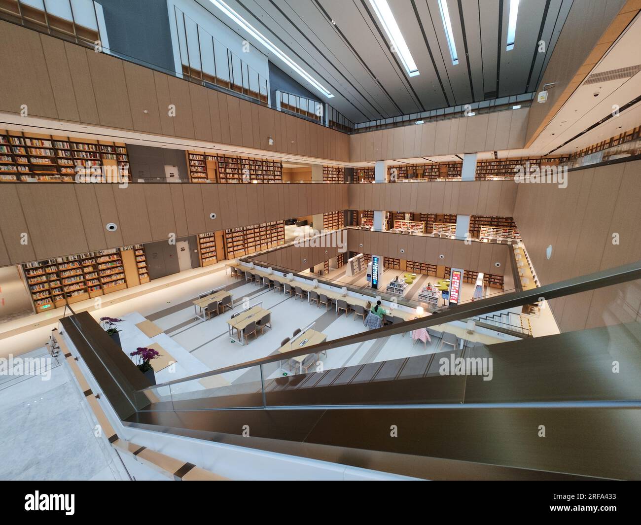 Library Readers View readers in a modern library Stock Photo - Alamy