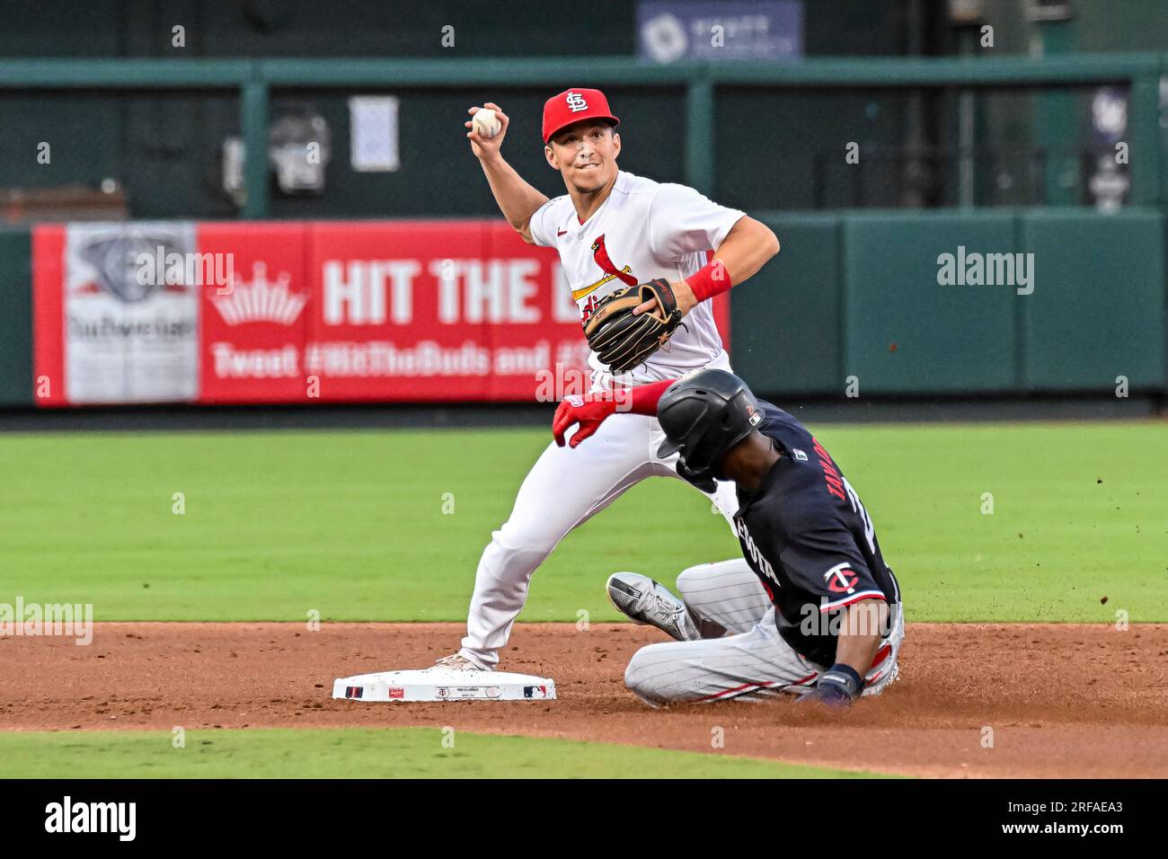 Tommy Edman to remain in center field for Cardinals