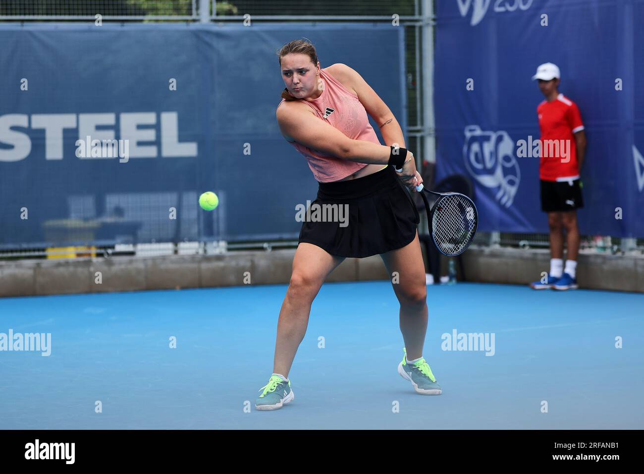 Prague, Praha, Czech Republic. 1st Aug, 2023. JULE NIEMEIER (GER) in action during the LIVESPORT PRAGUE OPEN - Womens Tennis - WTA250 (Credit Image: © Mathias Schulz/ZUMA Press Wire) EDITORIAL USAGE ONLY! Not for Commercial USAGE! Stock Photo