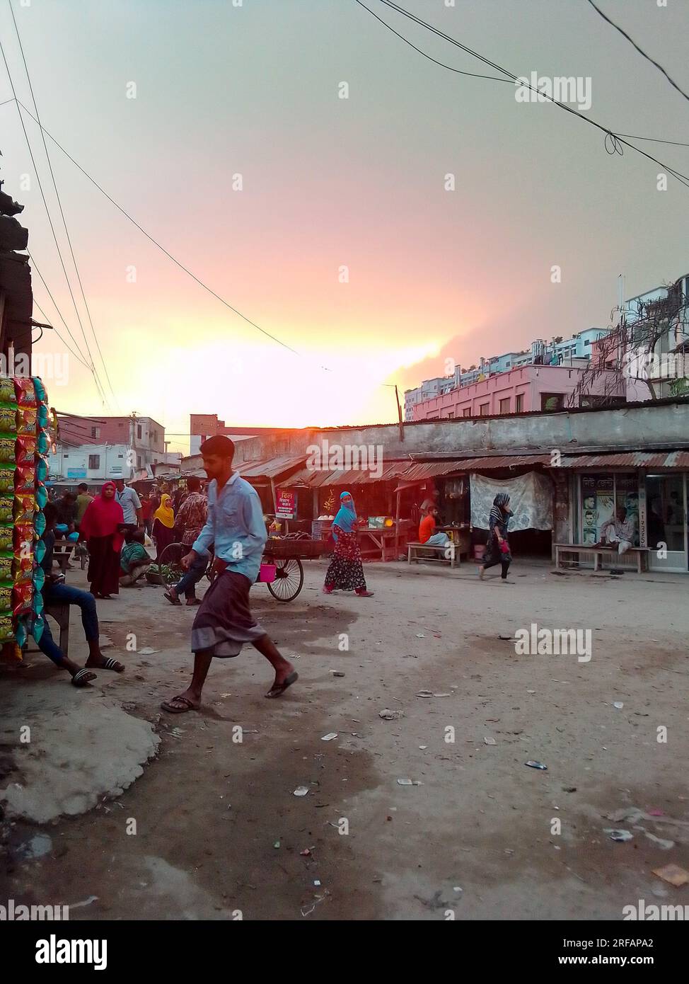 2 October 2023 Dhaka, Bangladesh. A beautiful view of the village market Stock Photo