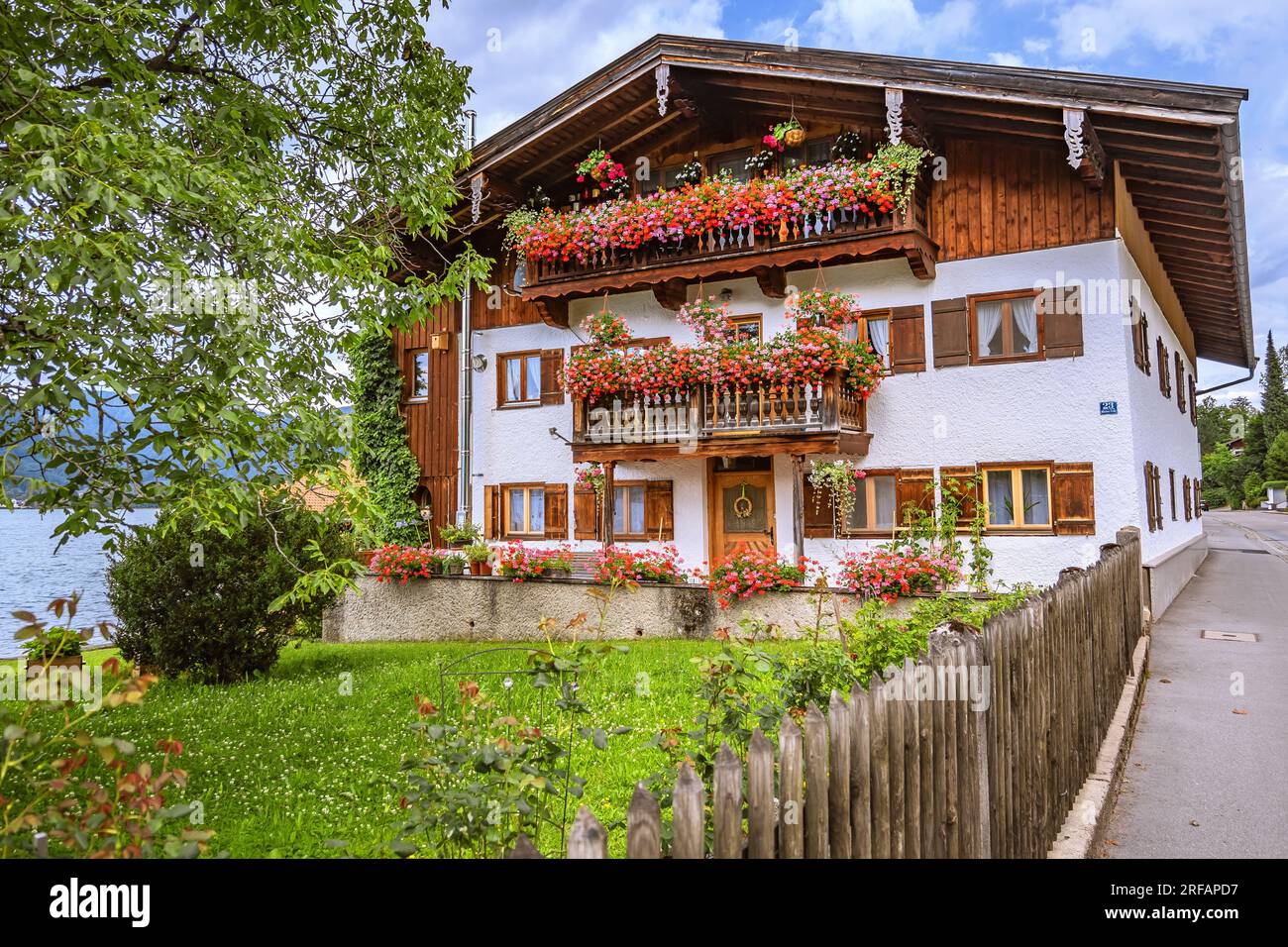 BAVARIA TEGERNSEE TYPICAL BAVARIAN HOUSE Stock Photo Alamy