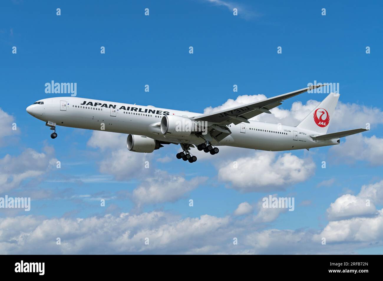 Japan Airlines JAL Boeing 777-346 plane landing at London's Heathrow Airport. London - 1st August 2023 Stock Photo