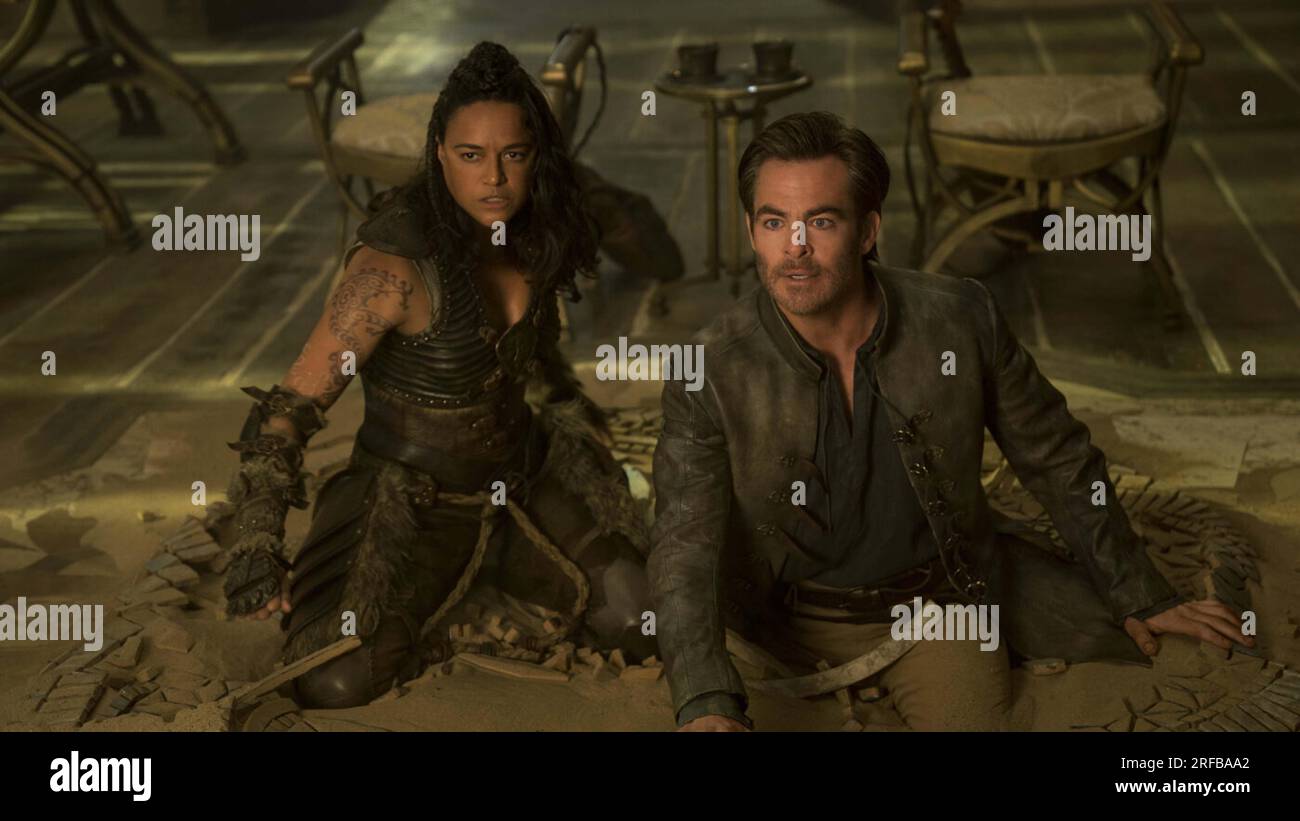 DUNGEONS & DRAGONS: HONOR AMONG THIEVES (2023) MICHELLE RODRIGUEZ  CHRIS PINE  JOHN FRANCIS DALEY (DIR)  JONATHAN GOLDSTEIN (DIR)  PARAMOUNT PICTURES/MOVIESTORE COLLECTION Stock Photo