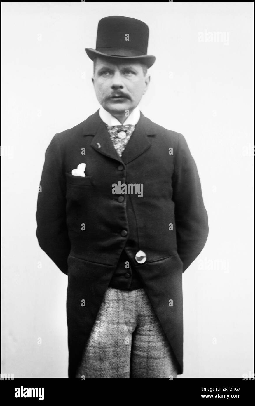 Autoportrait. Photographie, vers 1886, de Paul Emile Theodore Ducos ( 1849-1913). Stock Photo