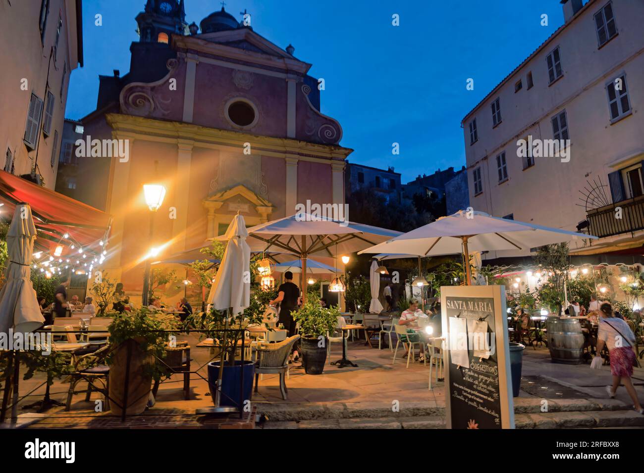Calvi ,Altstadt, Santa Maria Restaurant, Blaue Stunde , Korsika, Frankreich, Europa Stock Photo