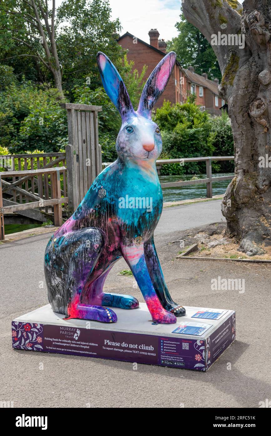 Hares of Hampshire Art trail Winchester England 2022 Be Your Beautiful Self Hare by Jenny Muncaster At The Weirs Riverside Walk Sponsor Winchester Uni Stock Photo
