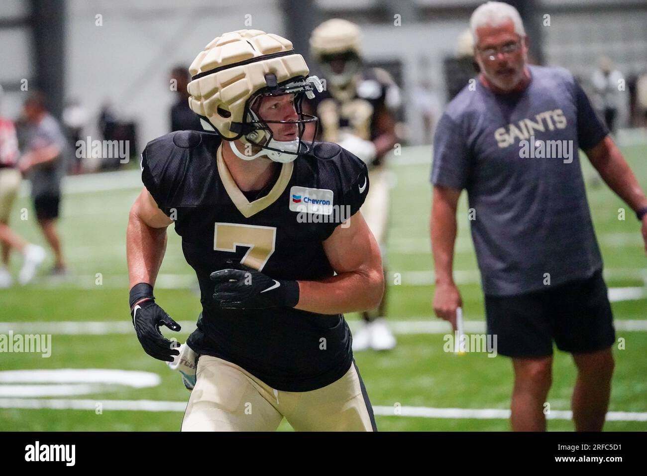 New Orleans Saints tight end Taysom Hill (7) runs through drills at the NFL  team's football training camp in Metairie, La., Wednesday, Aug. 2, 2023.  (AP Photo/Gerald Herbert Stock Photo - Alamy