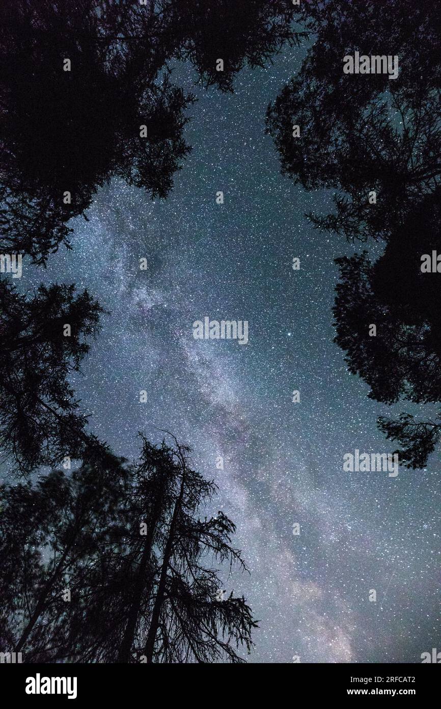 Milky way above dam hi-res stock photography and images - Alamy