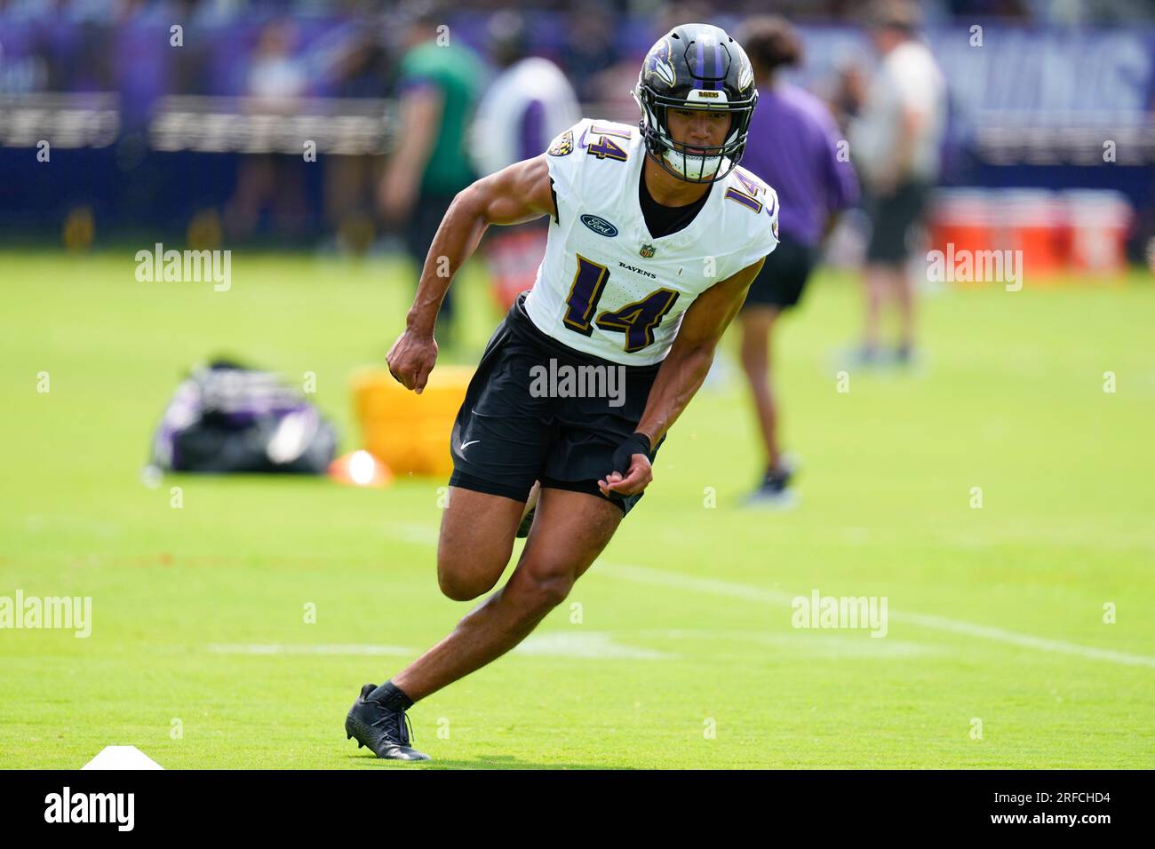 Baltimore Ravens safety Kyle Hamilton works out during his team's NFL  football training camp, Wednesday, Aug. 2, 2023, in Owings Mills, Md. (AP  Photo/Julio Cortez Stock Photo - Alamy