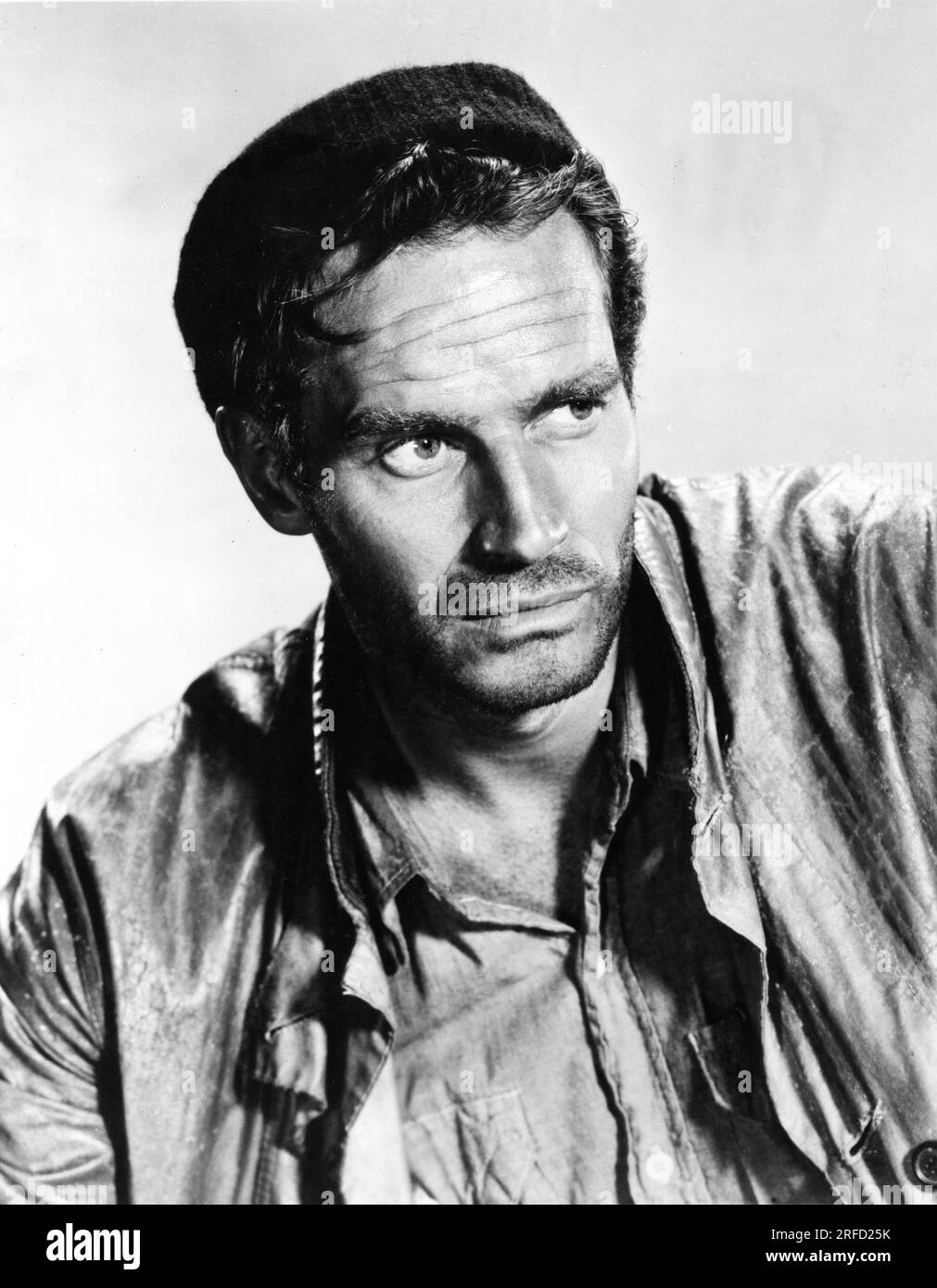CHARLTON HESTON Portrait in THE WRECK OF THE MARY DEARE 1959 director ...