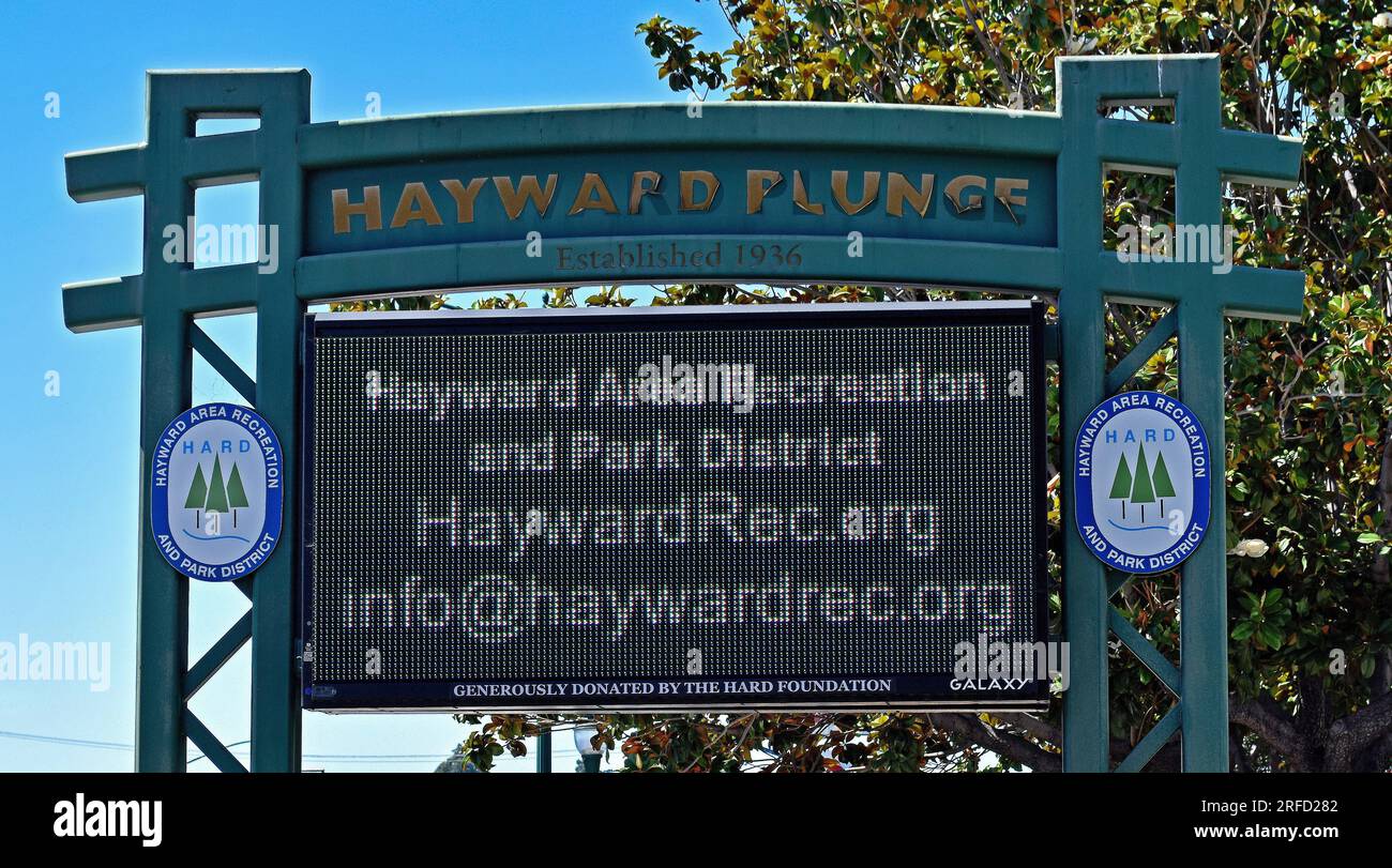 Hayward, Area Recreation and Park District electronic sign at the Hayward Plunge indoor swimming pool on Mission Boulevard in Hayward, California Stock Photo