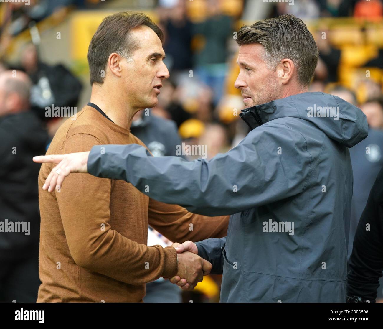 Wolverhampton Wanderers manager Julen Lopetegui greets Luton Town manager Rob Edwards ahead of the pre-season friendly match at the Molineux Stadium, Wolverhampton. Picture date: Wednesday August 2, 2023. Stock Photo