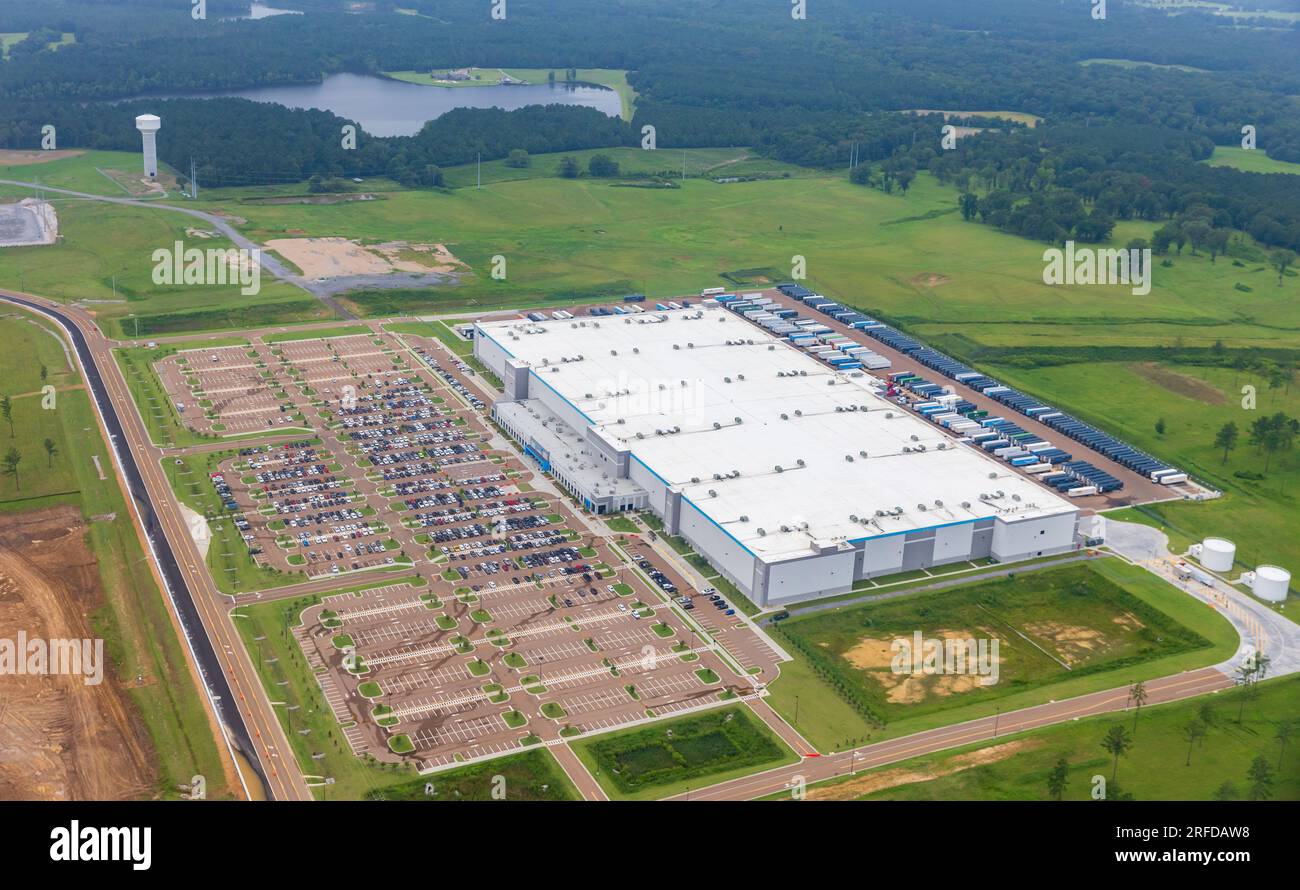 Canton, MS - July 12, 2023: Canton Amazon Fulfillment Center aerial view. Stock Photo