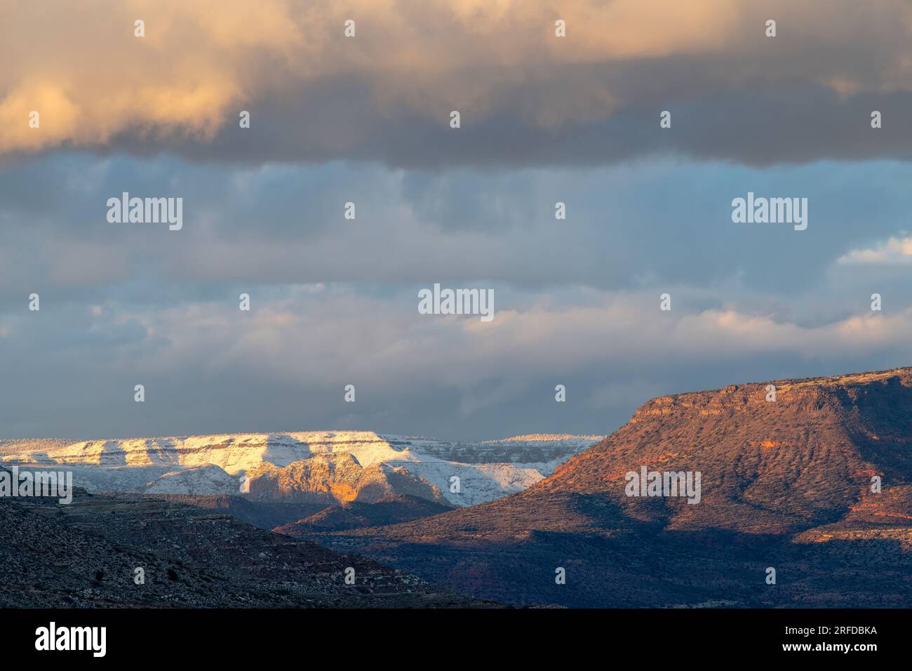 Mongian Rim Mongolian rim hi-res stock photography and images - Alamy