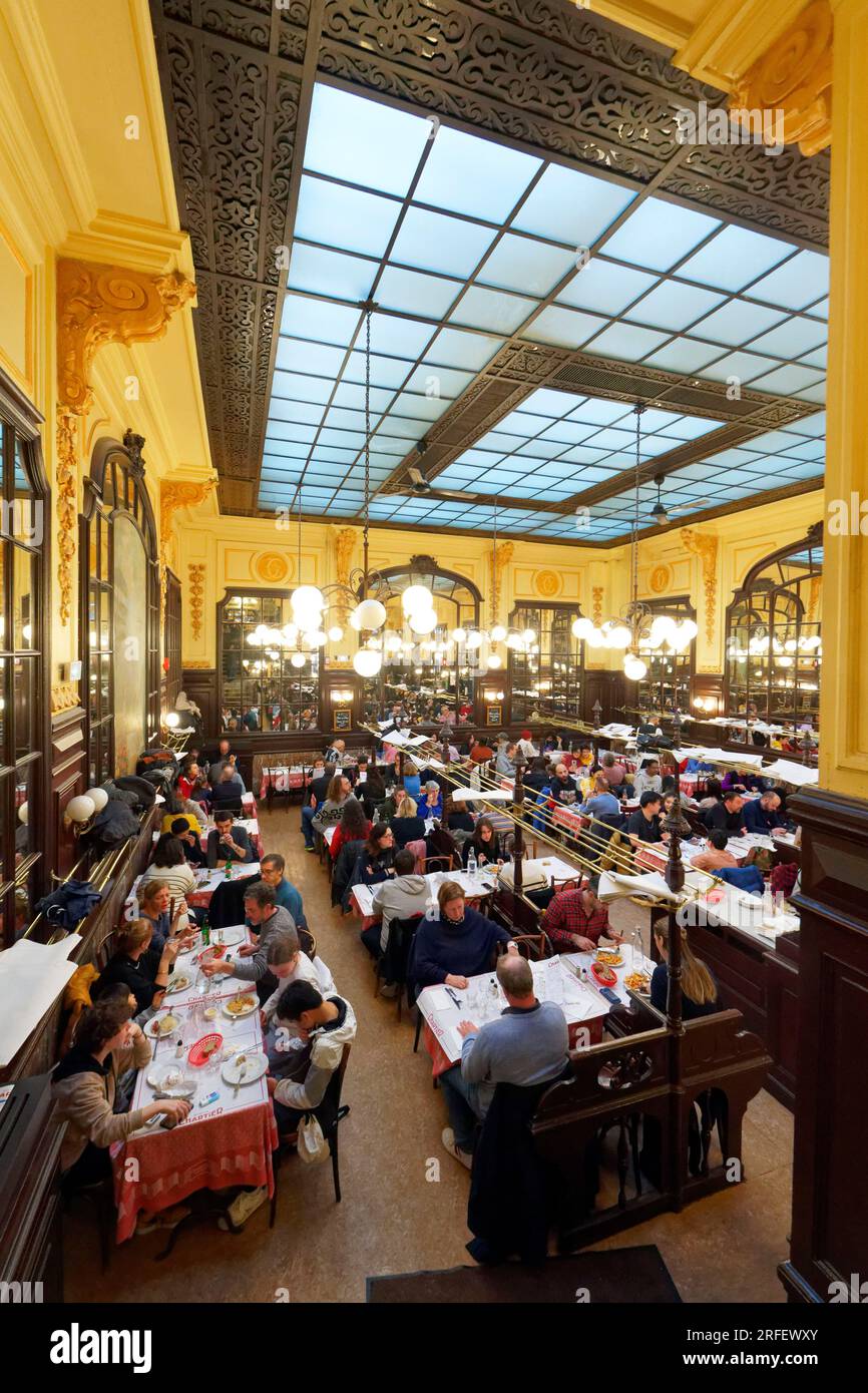 France, Paris, the Grands Boulevards, the Bouillon Chartier, 7 Rue du Faubourg Montmartre Stock