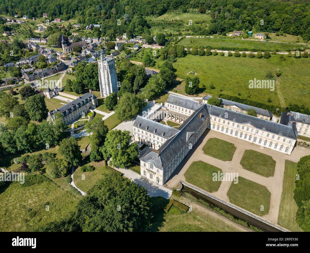 Le Fresne one of the old mansions of Lyons-la-Forêt. Maurice Ravel wrote  music here for many years Stock Photo - Alamy