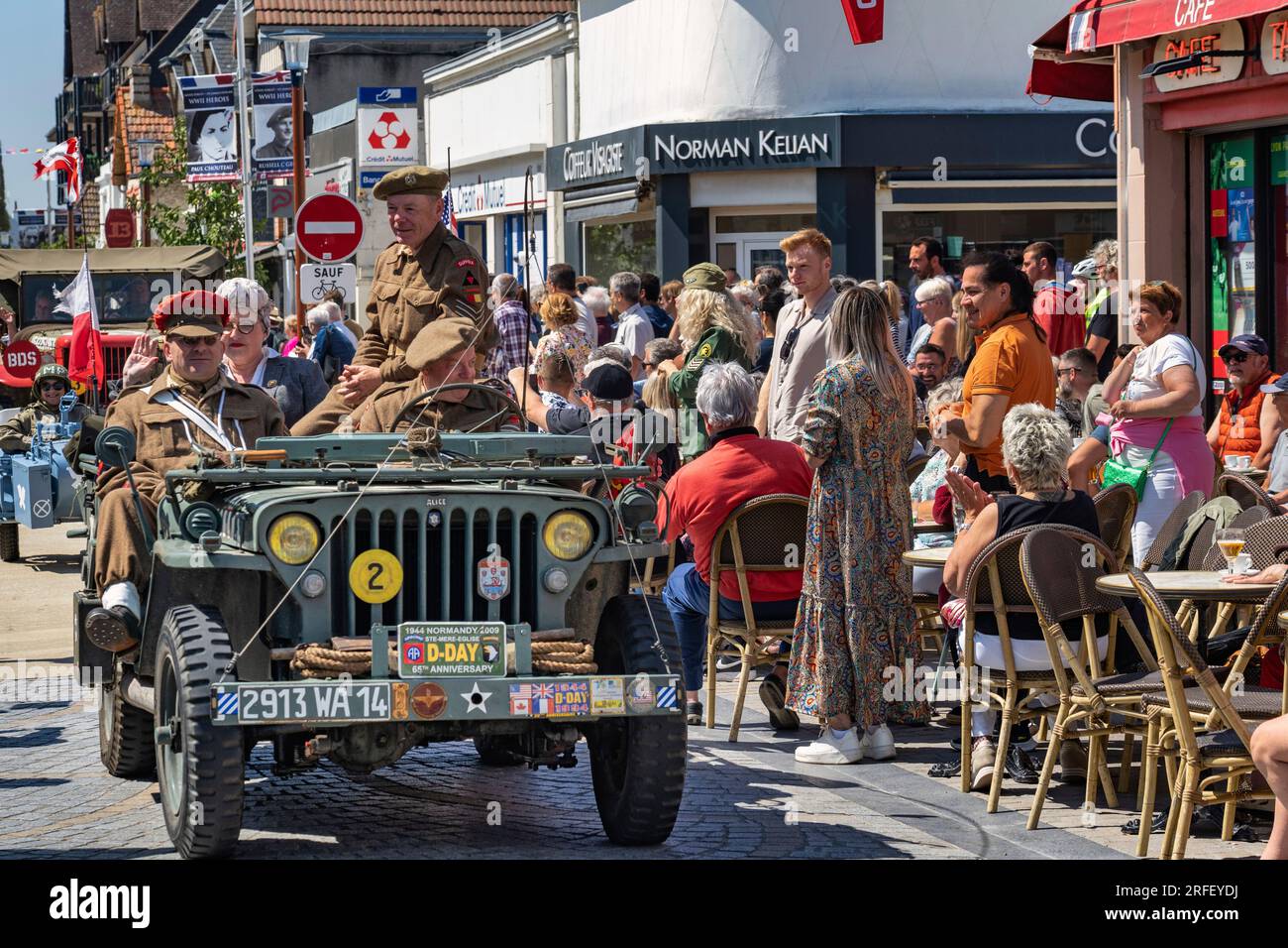France, Basse Normandie, Calvados, Ouistreham, Commemorations of the 79th anniversary of June 6, 1944, Parade organized by the Friends of the Suffolk Regiment and the Riva Auto Retro Estivale (RARE) Stock Photo