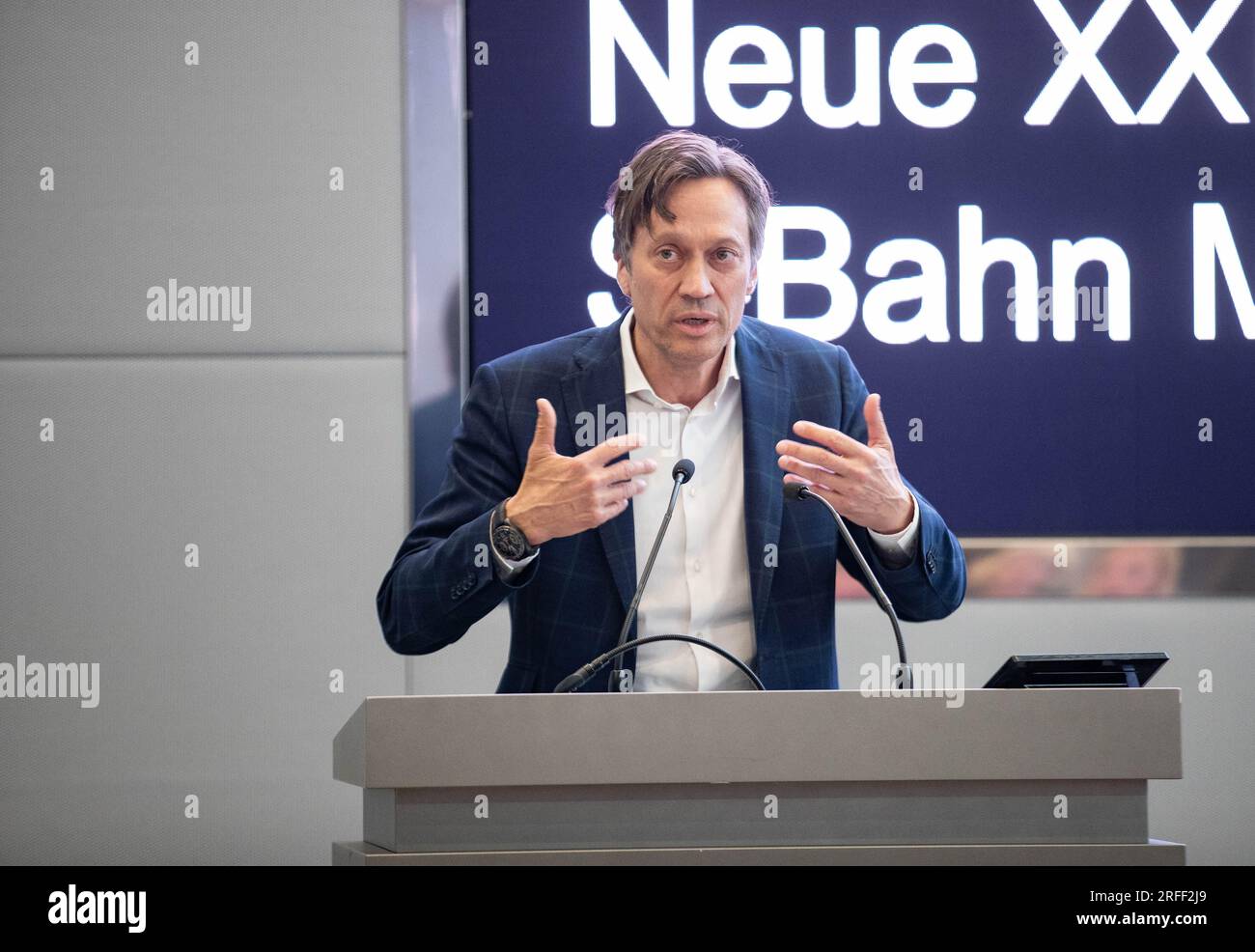 Munich, Germany, August 2nd, 2023, Siemens Mobility CEO Michael Peter at the press conference on the presentation of the new trains for the S-Bahn Munich by Siemens Mobility on August 2nd, 2023 in Munich, Germany. (Photo by Alexander Pohl/Sipa USA) Credit: Sipa USA/Alamy Live News Stock Photo