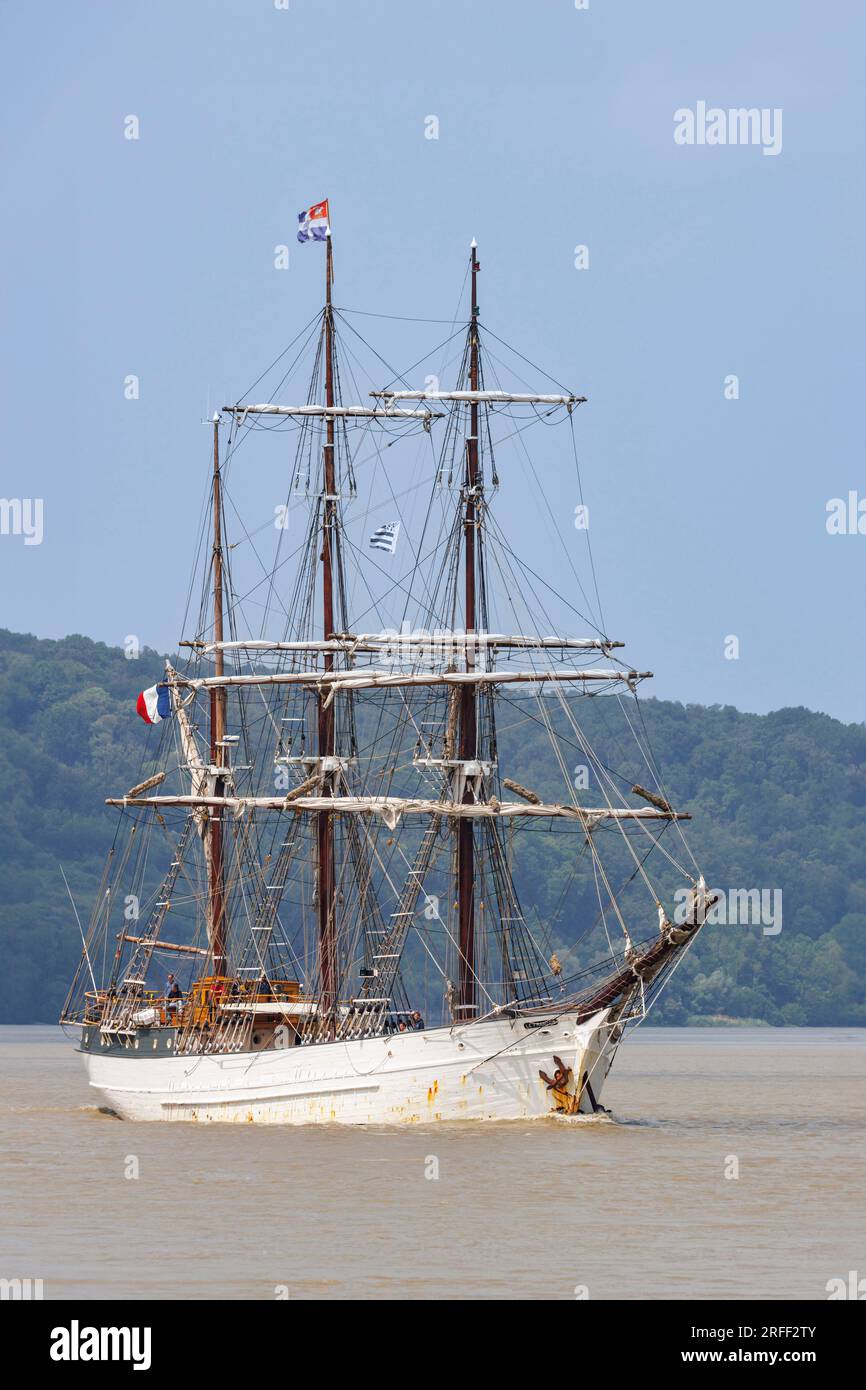 France, Eure, Vieux-Port, Armada 2023, three-masted barque Le Français, formerly the Kaskelot, sails up the Seine river Stock Photo