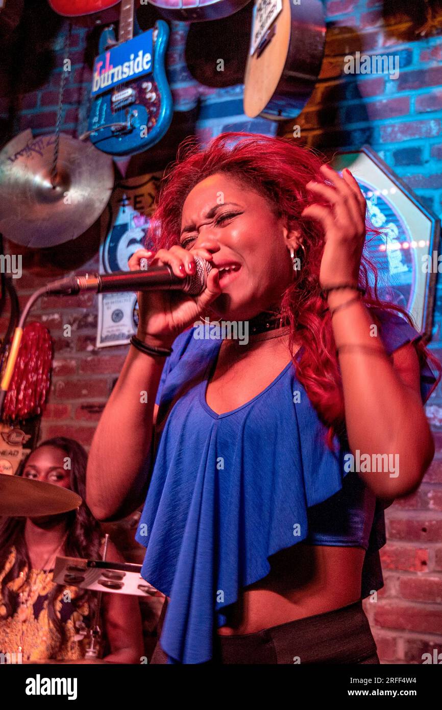United States, Tennessee, Memphis, the Southern Avenue group on stage Rum Boogie Cafe on Beale Street Stock Photo