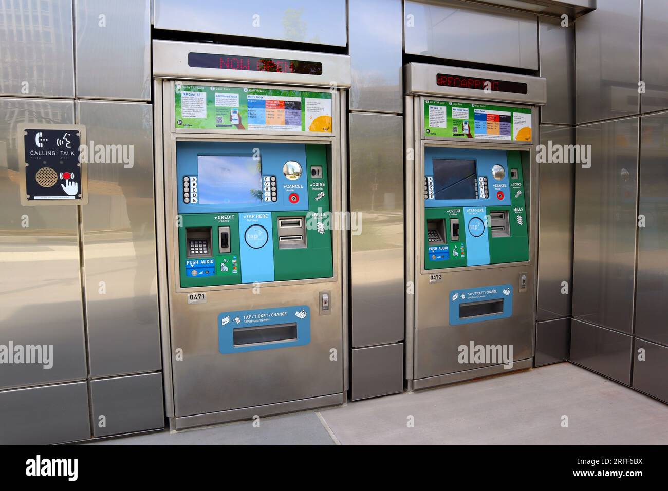 Metroaccess Machine Los angeles metro rapid hi-res stock photography and images - Alamy