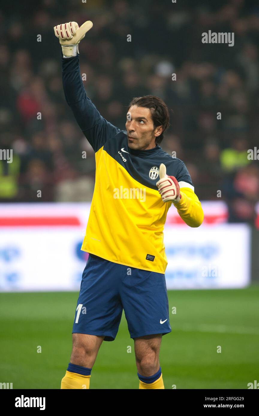 Buffon Goaler Buffon former soccer goalkeeper hi-res stock photography and images - Alamy