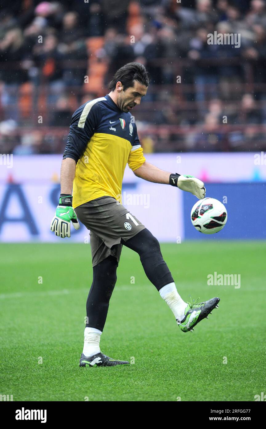 Buffon former soccer goalkeeper hi-res stock photography and images - Alamy