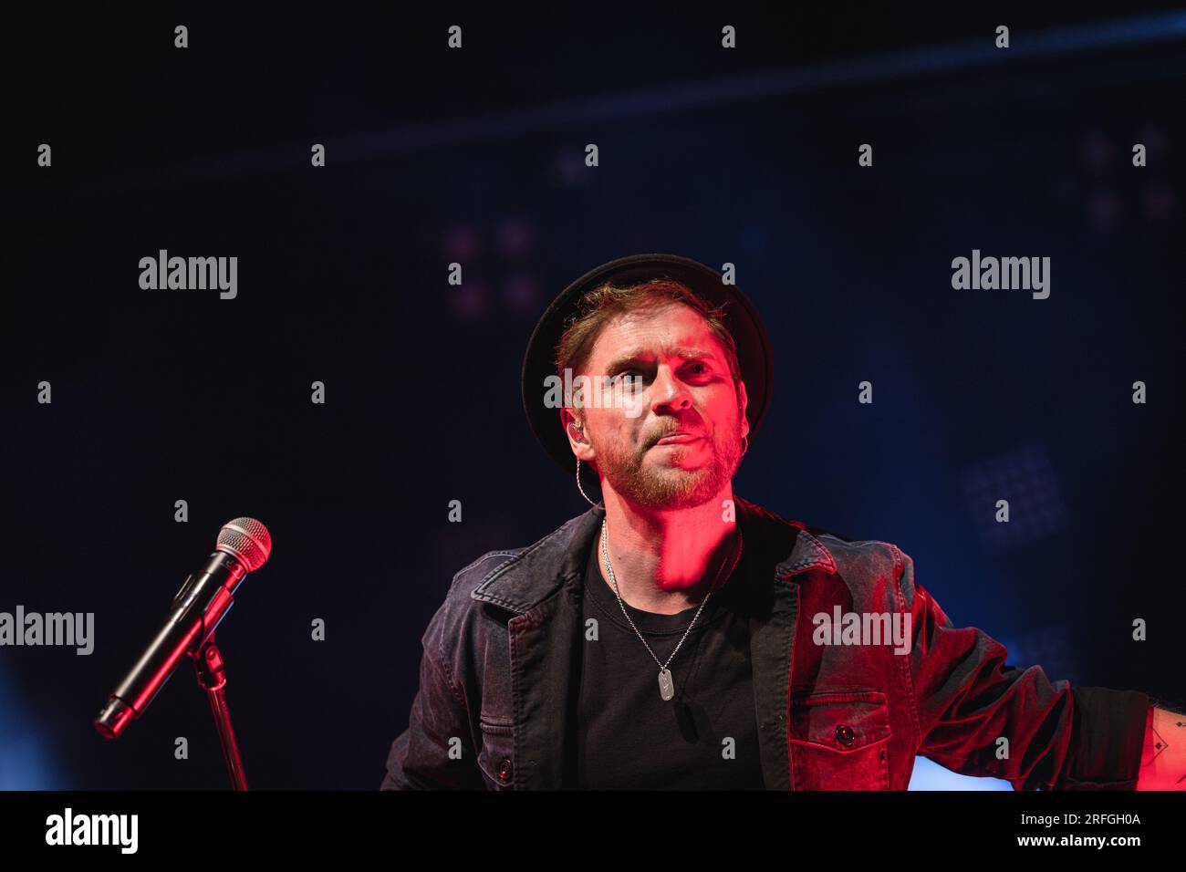  Foto zu Johannes Oerding auf seiner Plan-A Tour am 06.04.2023 in der Rudolf 