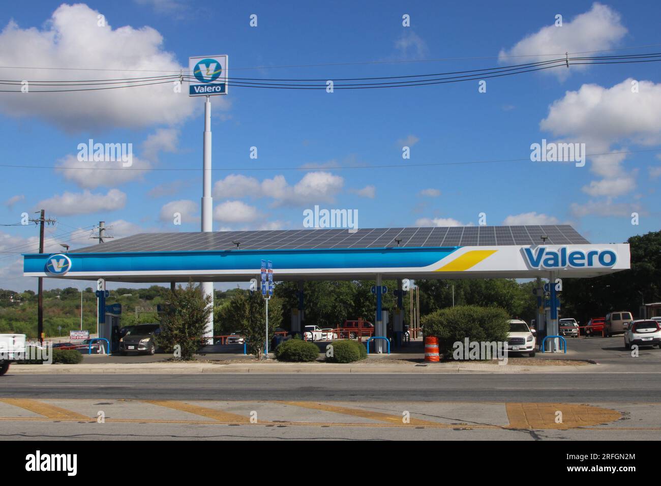 Valero gas station hires stock photography and images Alamy