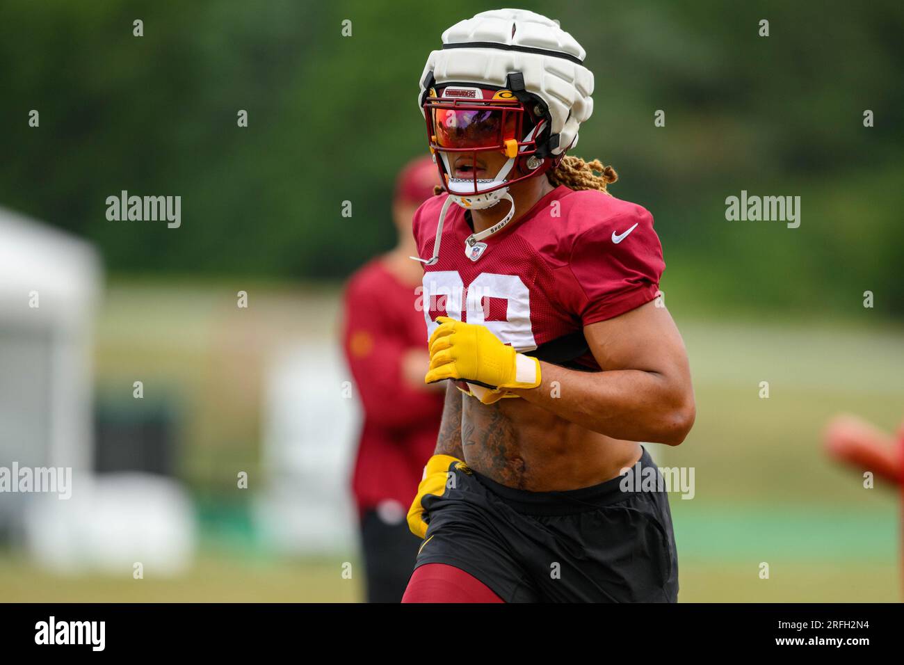Chase young commanders hi-res stock photography and images - Alamy