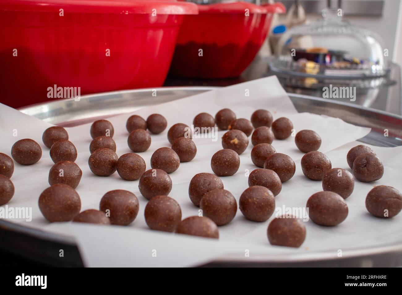 Process of making arabic cookies and kahk using dates for islamic eid