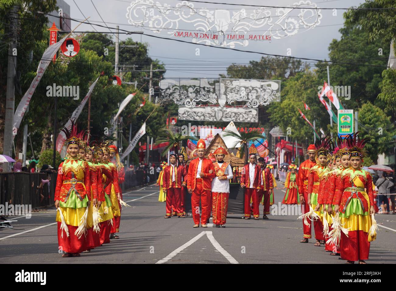 Salai jin dance hi-res stock photography and images - Alamy