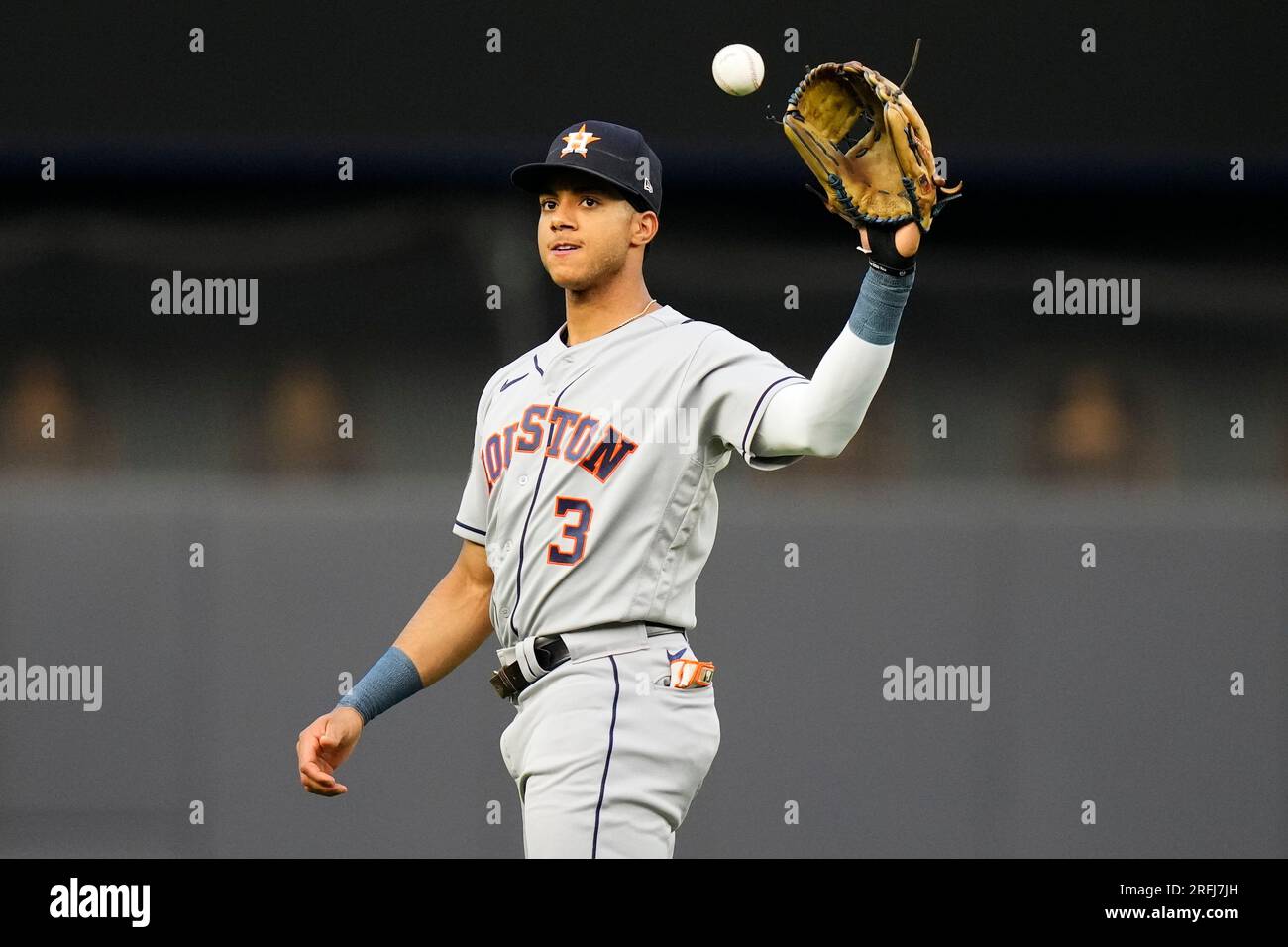 Houston Astros shortstop Jeremy Pena warms up for the second