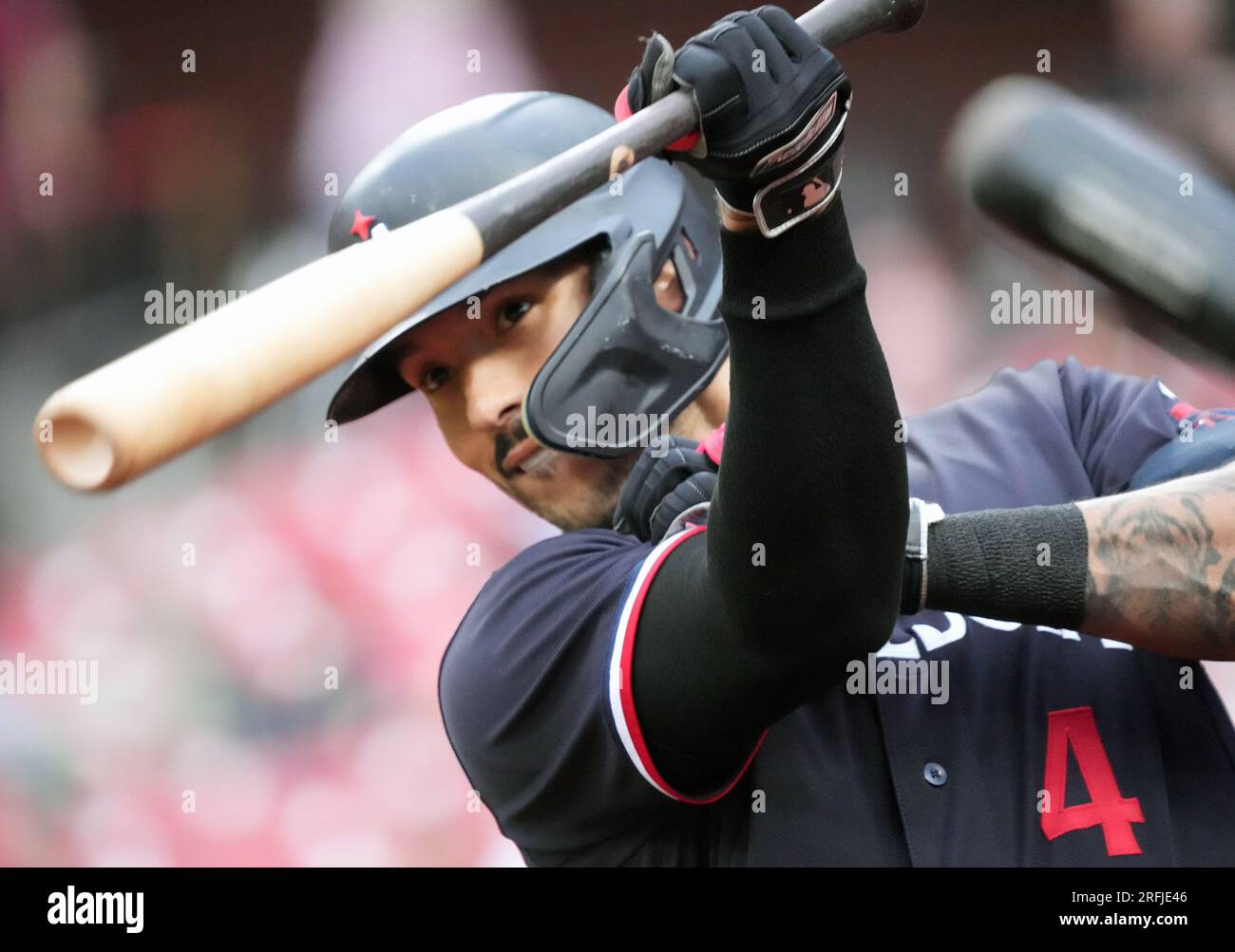 Carlos correa twins hi-res stock photography and images - Alamy