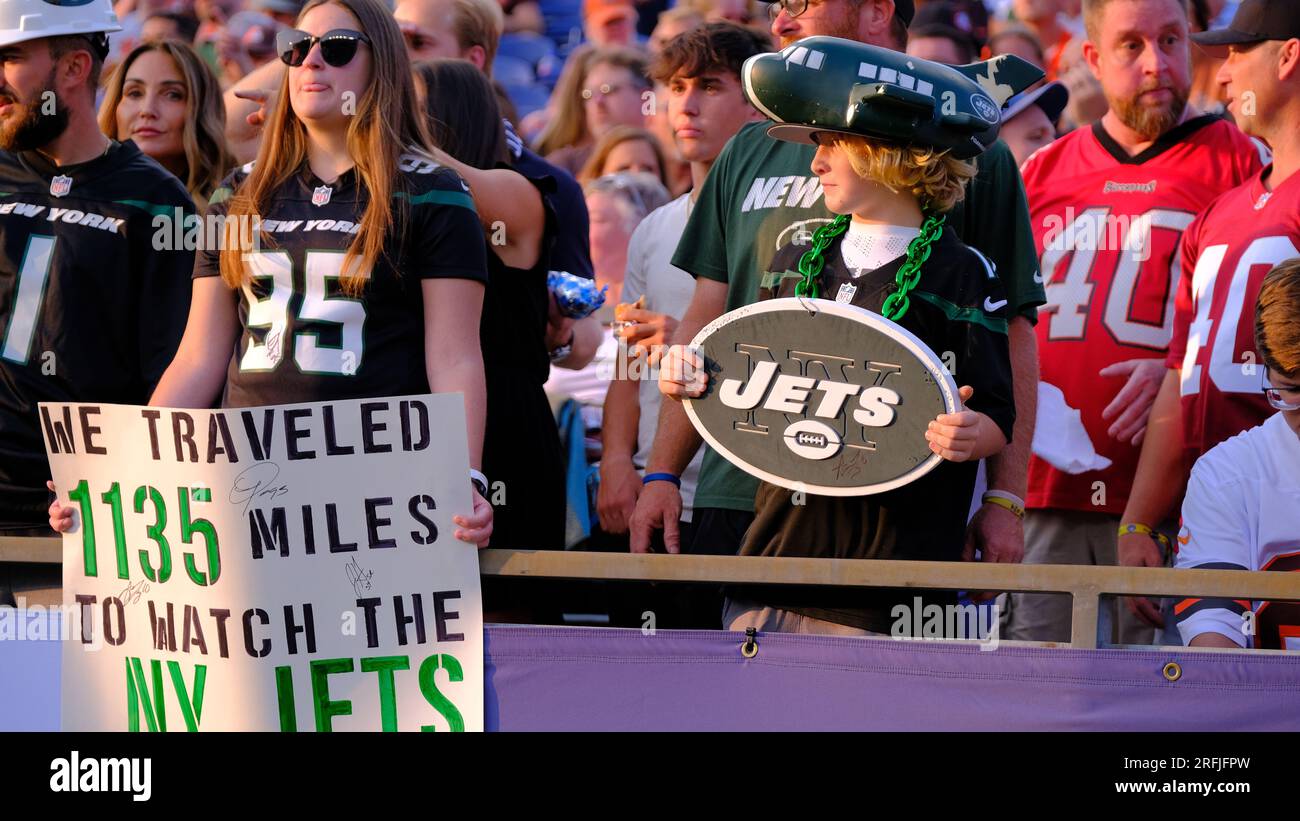 Canton, Ohio, USA. 3rd Aug, 2023. Jets fans during the New York Jets vs Cleveland Browns game in Canton, Ohio. Jason Pohuski/CSM/Alamy Live News Stock Photo