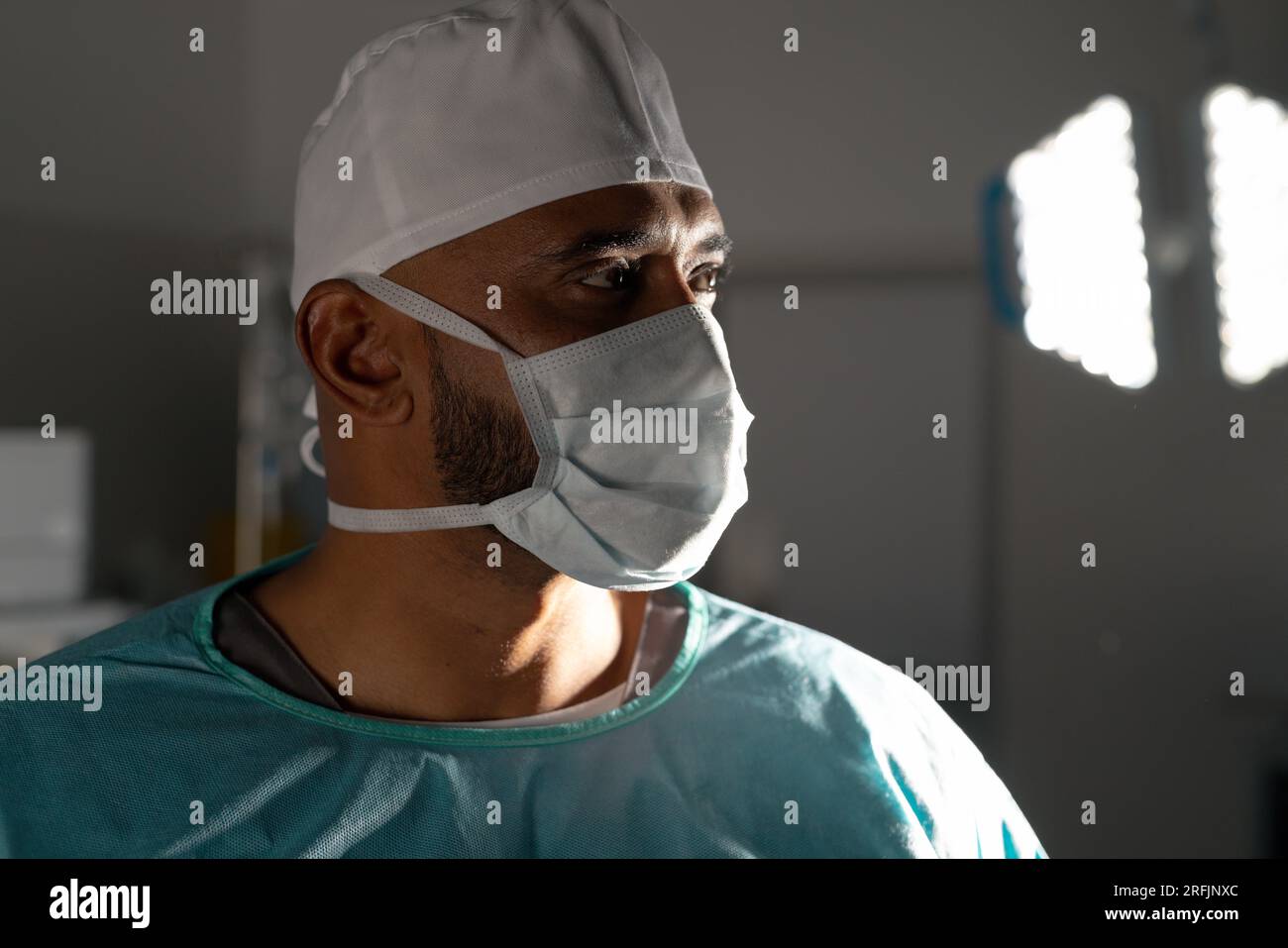 Male nurse wearing surgical mask hi-res stock photography and images ...