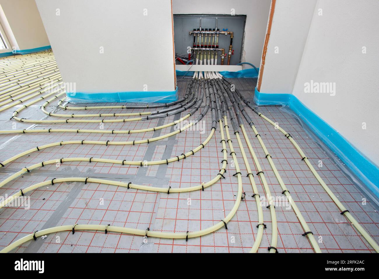 underfloor heating system in construction of new built residential home