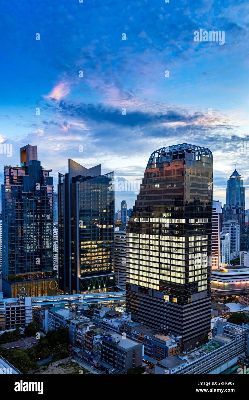 Bangkok evening skyline, Sukhumvit, Thailand Stock Photo - Alamy