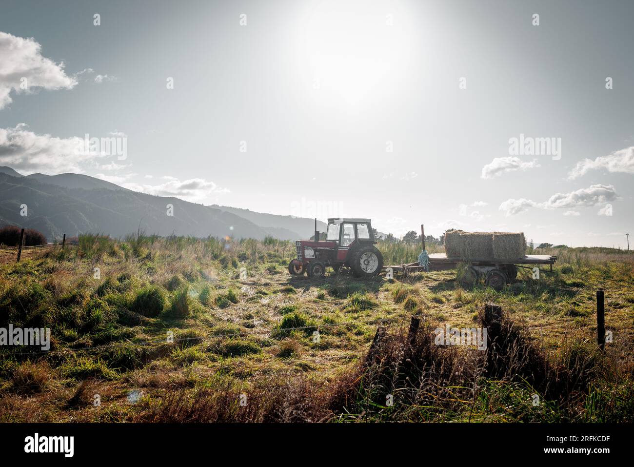 Tractor engine, john deere hi-res stock photography and images - Alamy