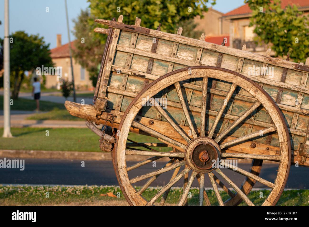 Old spanish “Castilian” cart that was used for agricultural work 