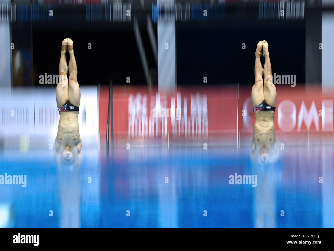 Berlin, Germany. 4th Aug, 2023. Long Daoyi/Wang Zongyuan (L) of China ...